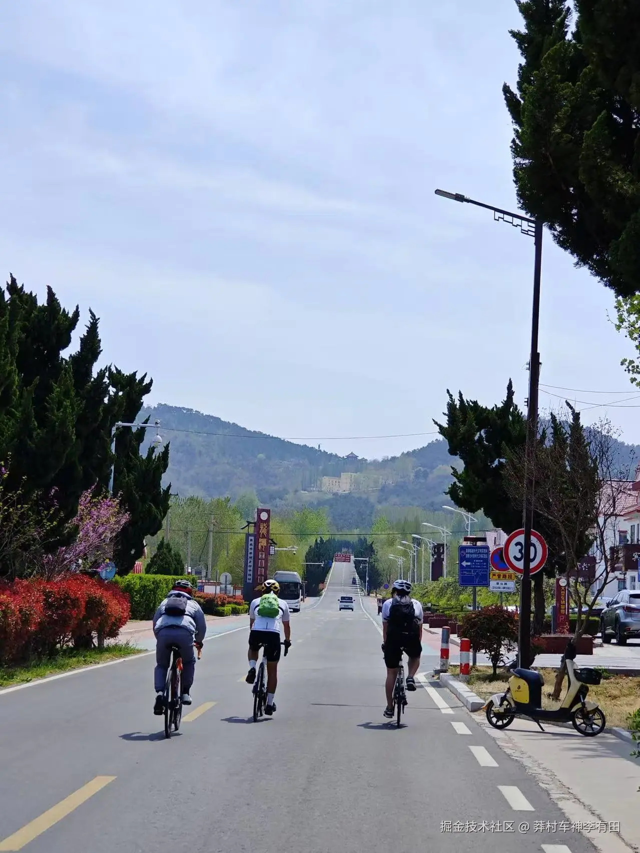 莽村车神李有田于2025-04-21 07:45发布的图片