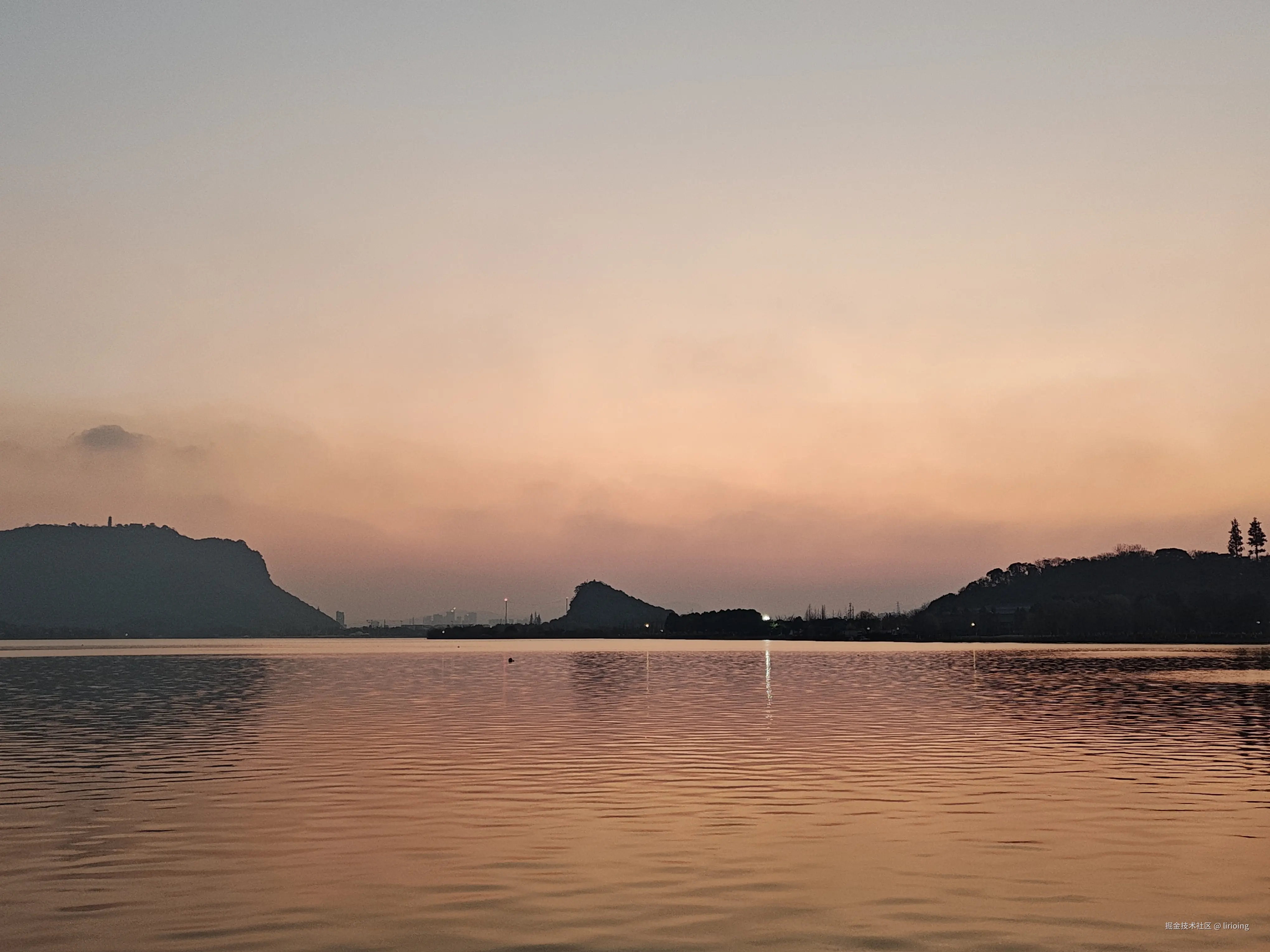 lirioing于2026-01-04 10:40发布的图片