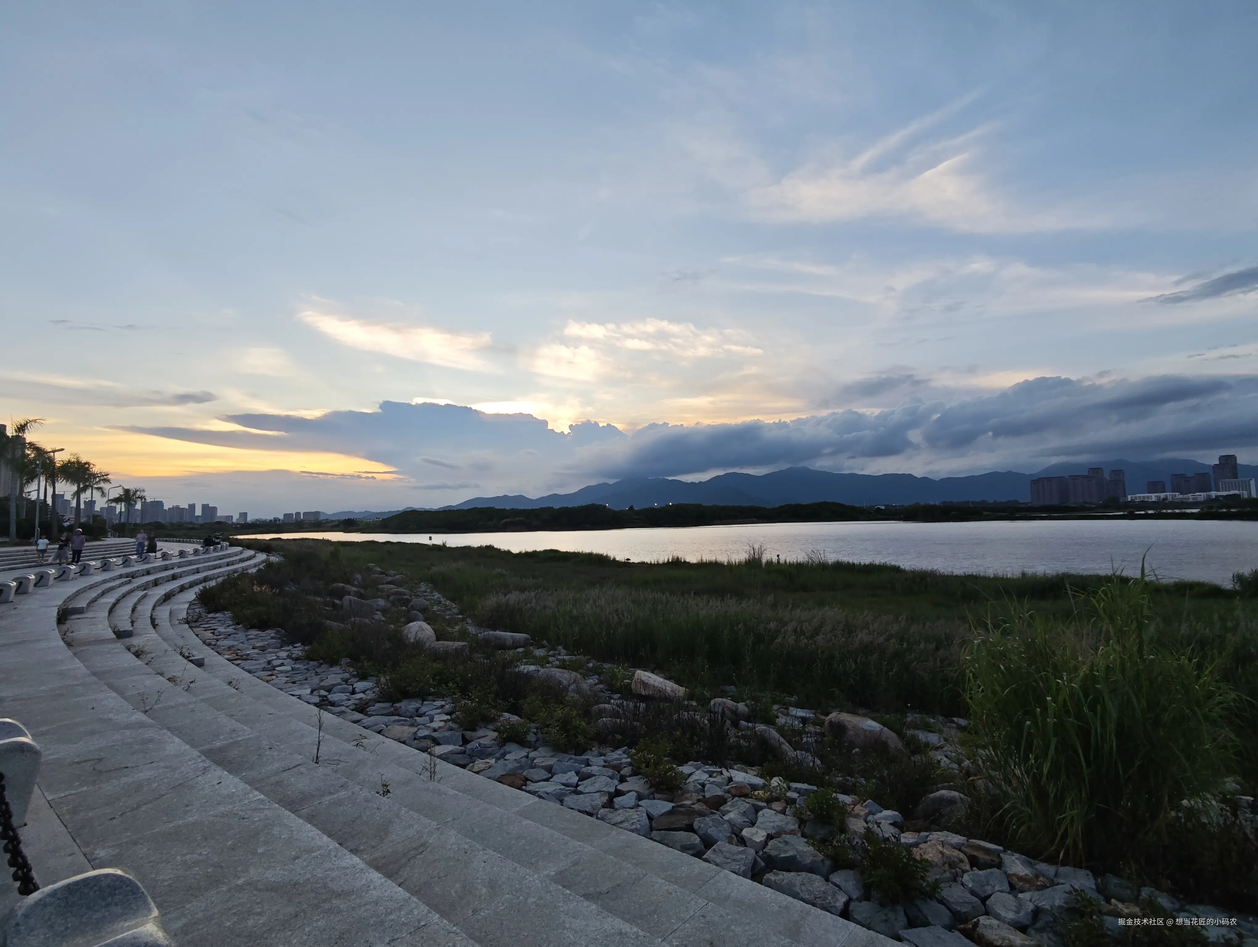 想当花匠的小码农于2025-06-21 19:09发布的图片