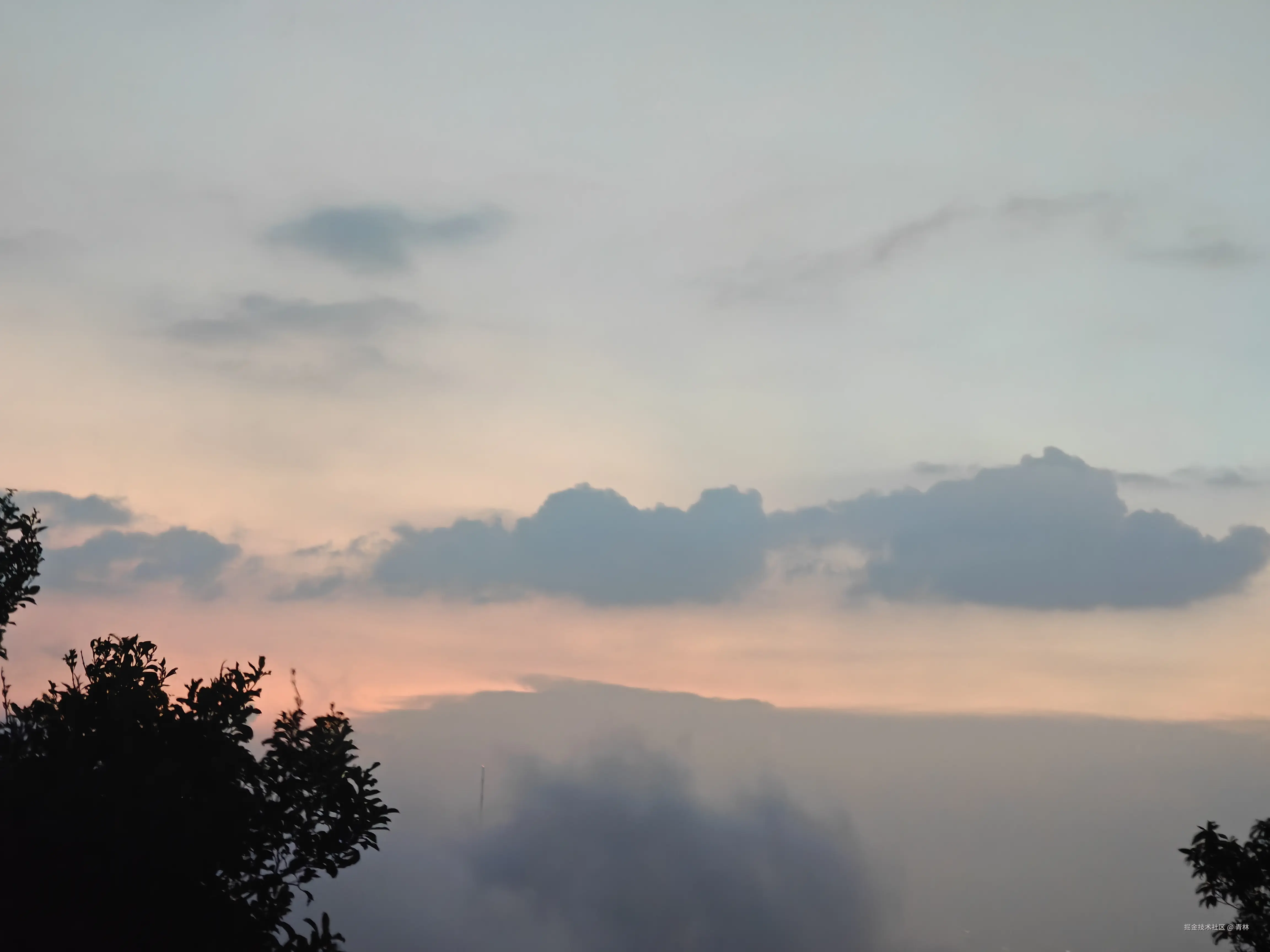 青林于2025-10-20 09:26发布的图片