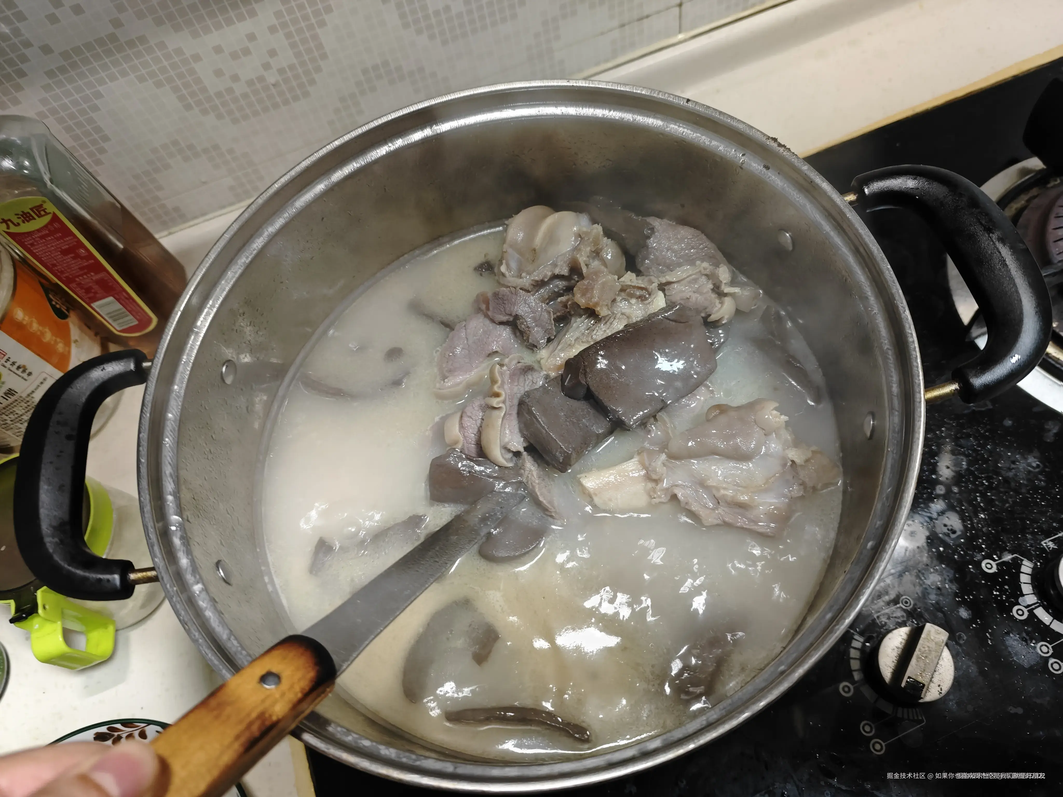 如果你也喜欢周杰伦那我们就是好朋友于2024-12-23 10:38发布的图片