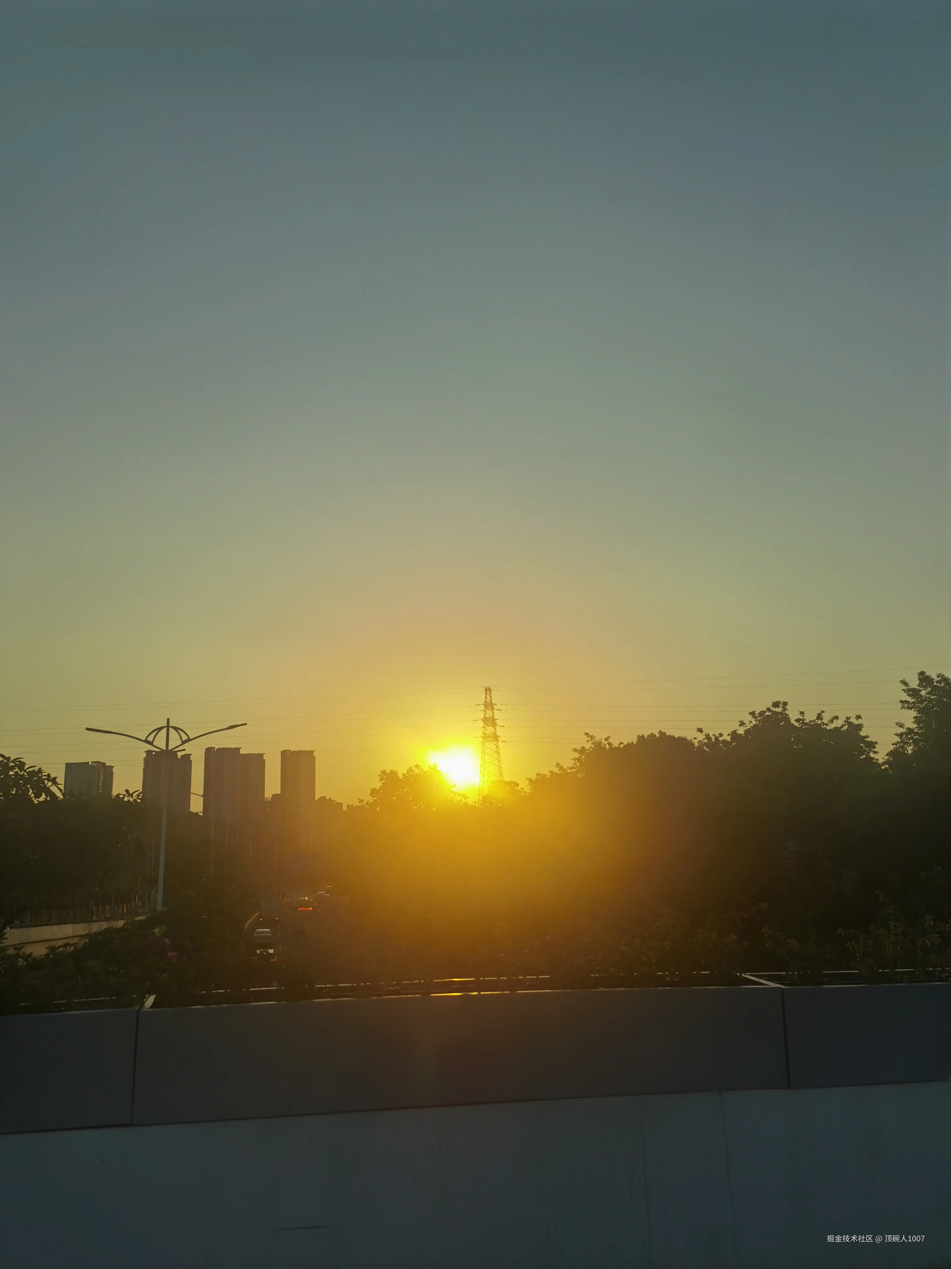 顶碗人1007于2025-05-14 11:20发布的图片