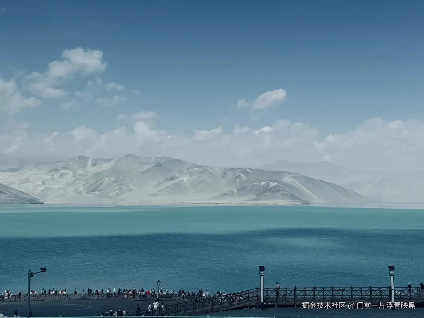 门前一片浮青映黑于2024-08-21 10:28发布的图片