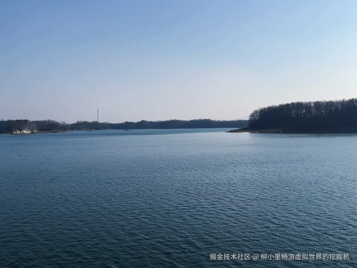 柳小里畅游虚拟世界的挖掘机于2026-02-24 10:02发布的图片