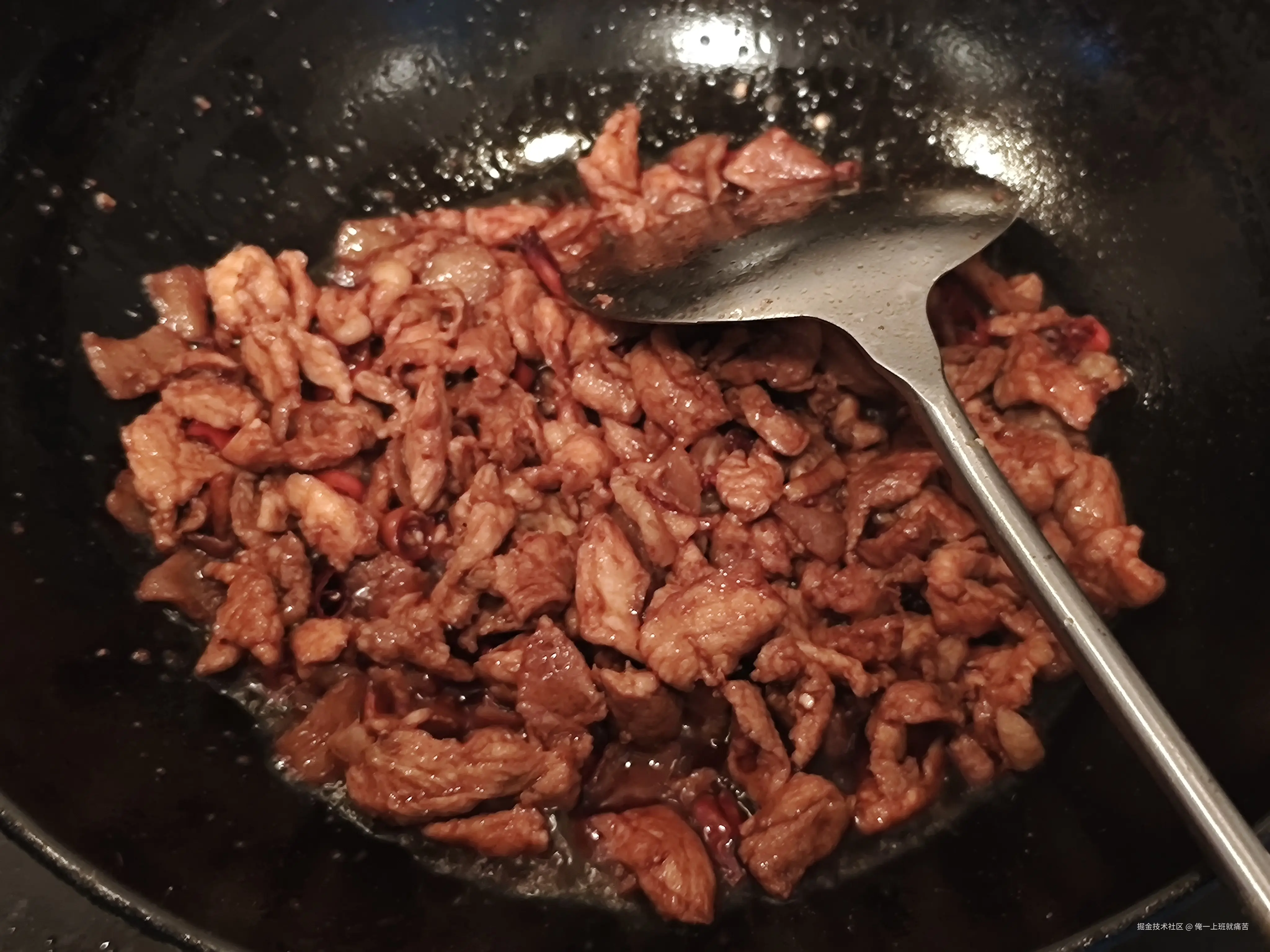 俺一上班就痛苦于2025-12-08 20:16发布的图片