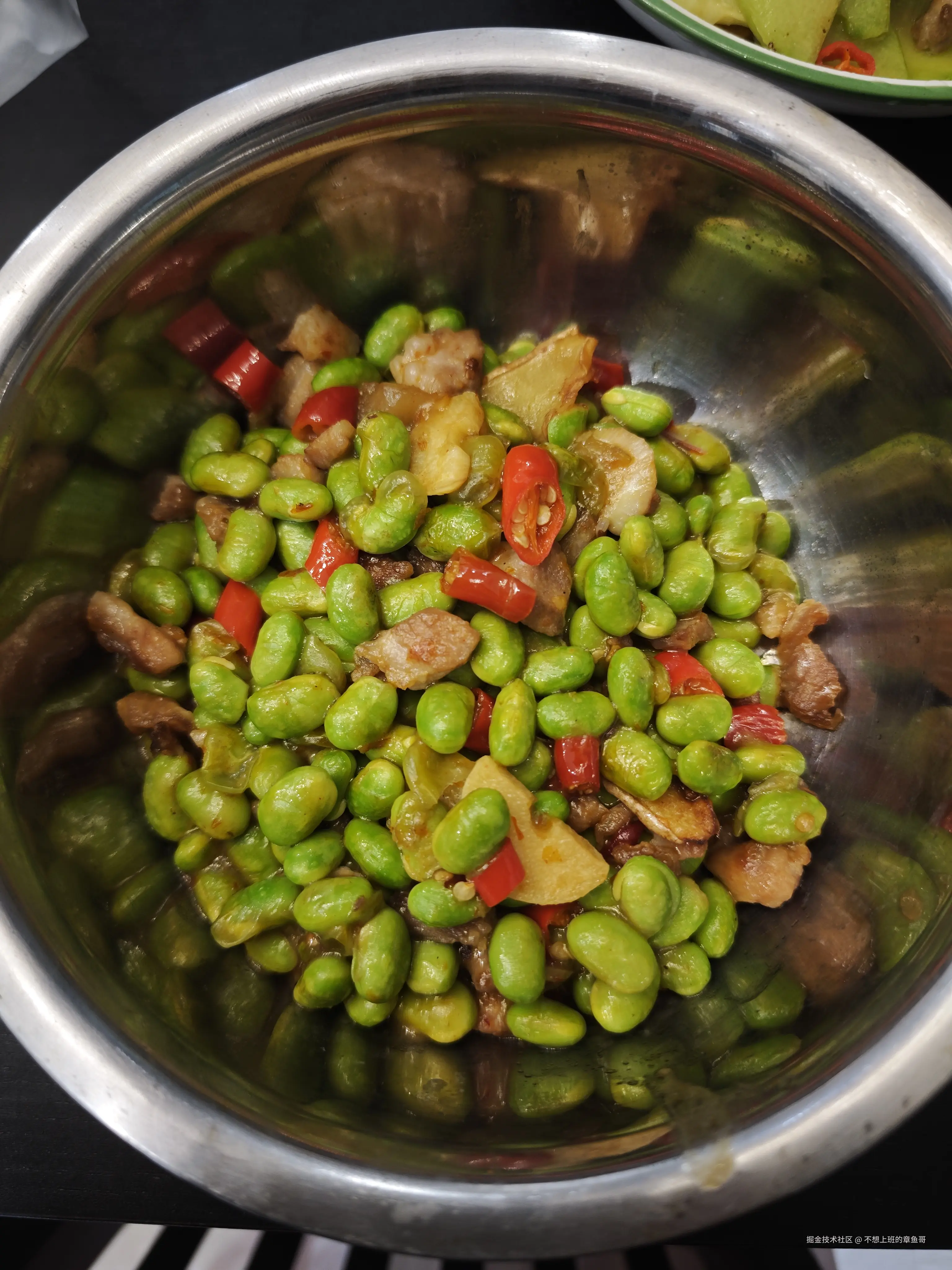 不想上班的章鱼哥于2025-12-23 16:33发布的图片