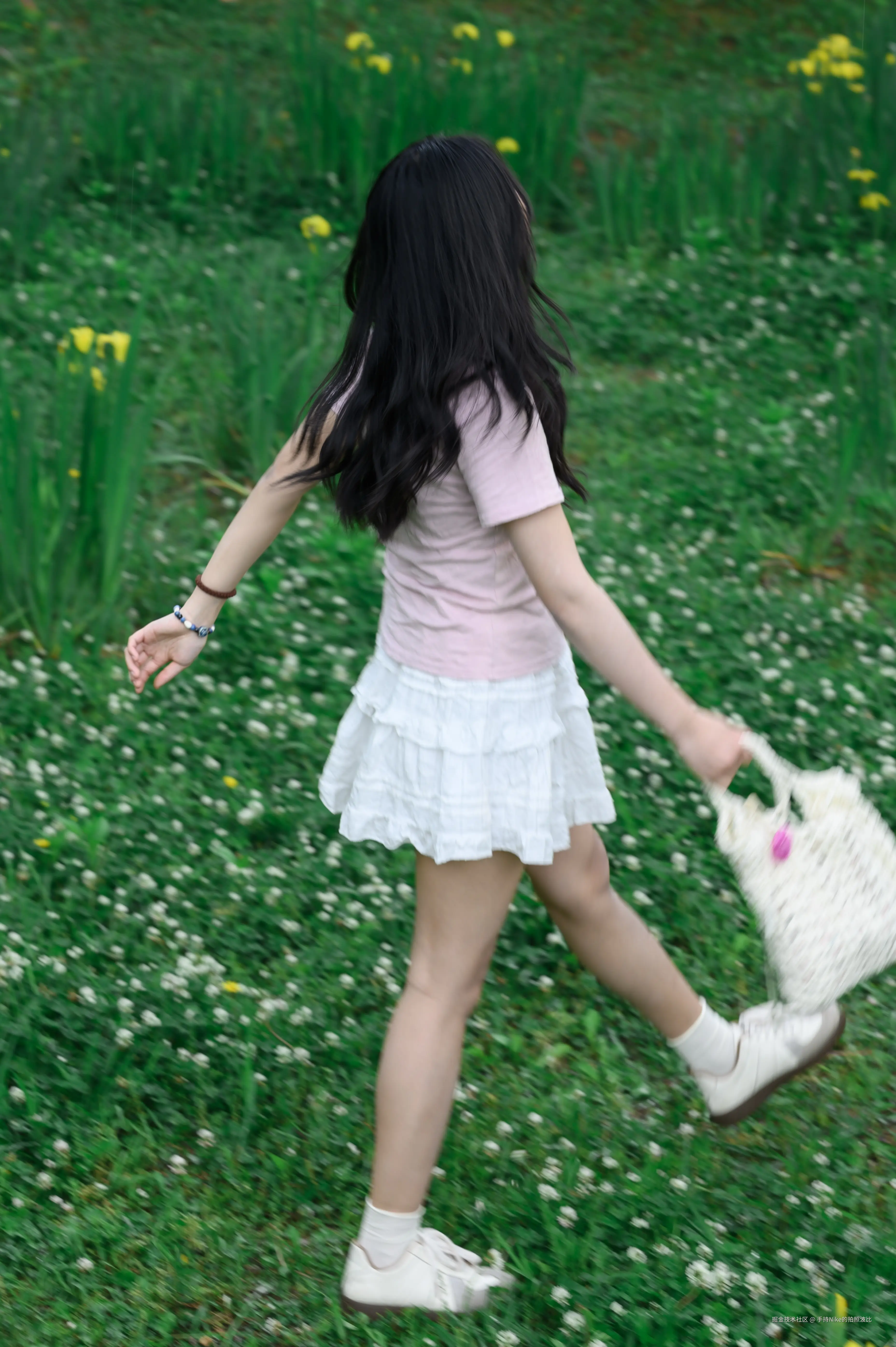 手持Nike的拍照波比于2025-05-07 15:02发布的图片