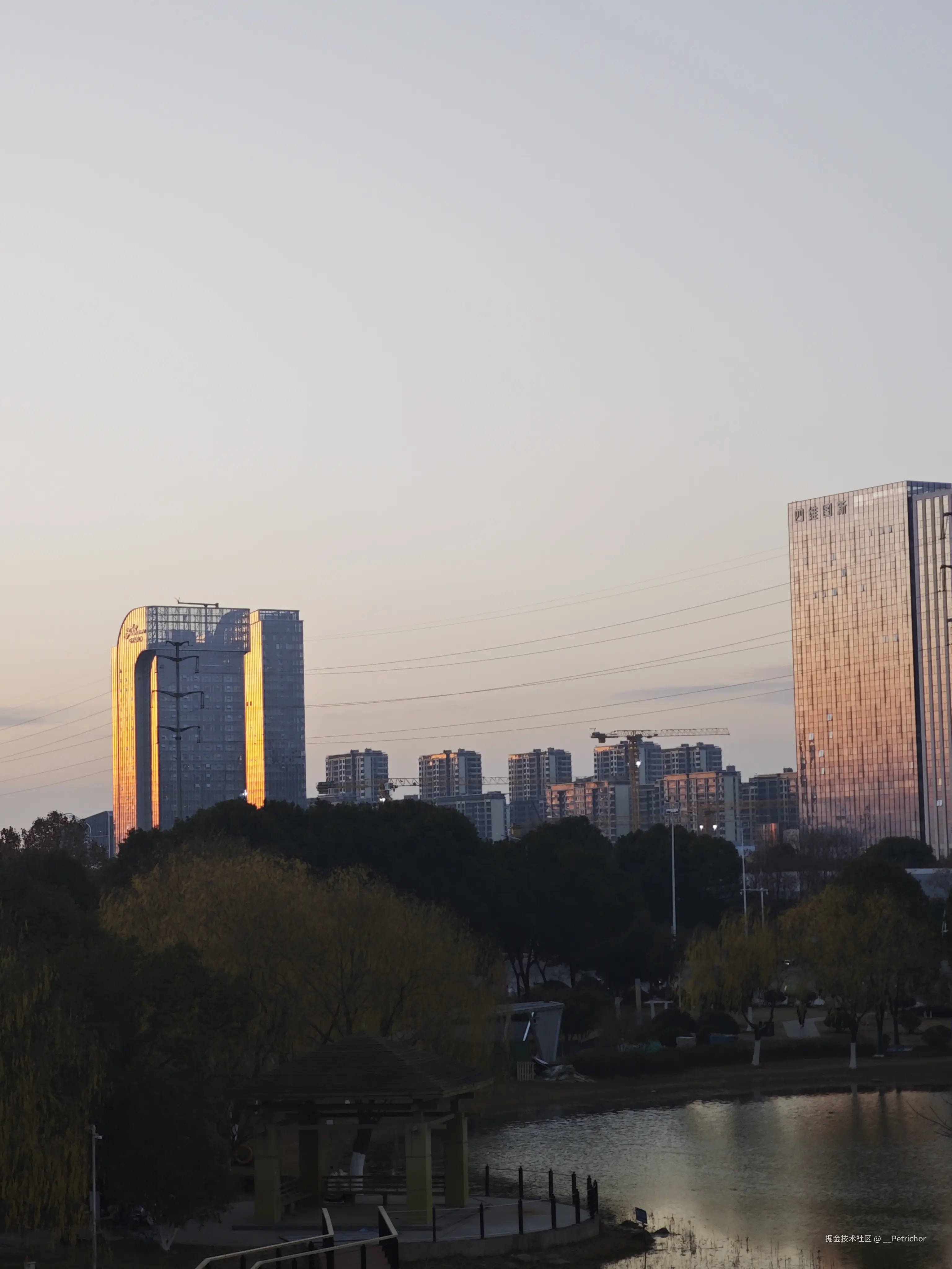 __Petrichor于2025-12-26 17:18发布的图片