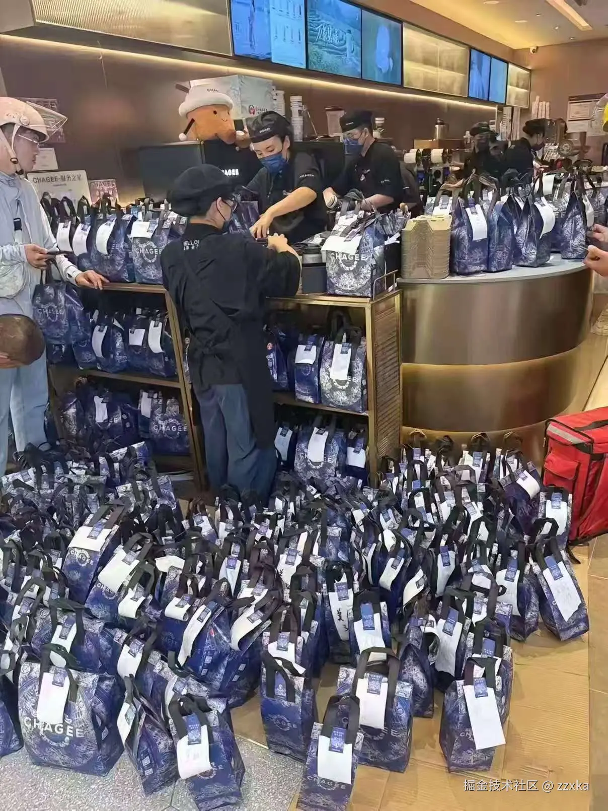 zzxka于2026-02-06 15:00发布的图片