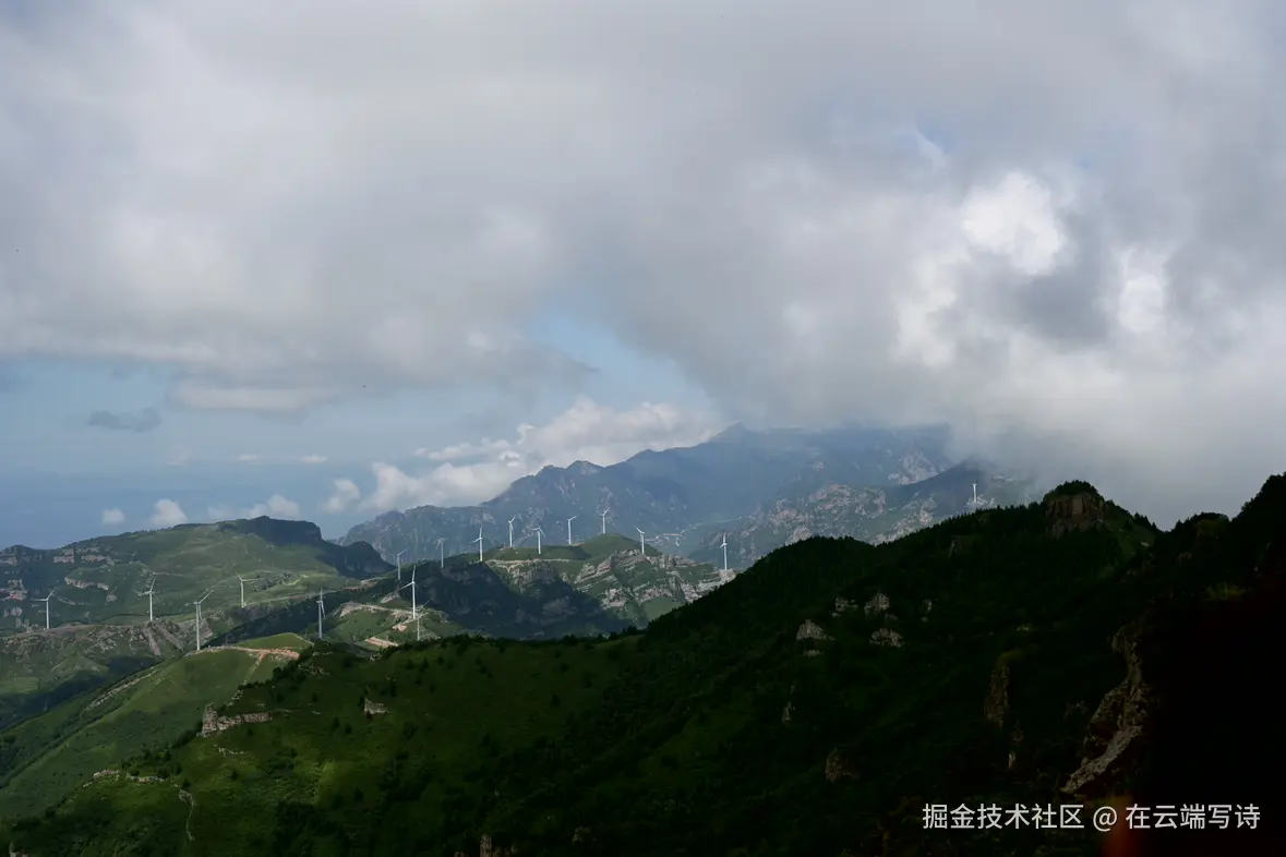 在云端写诗于2025-08-18 09:50发布的图片