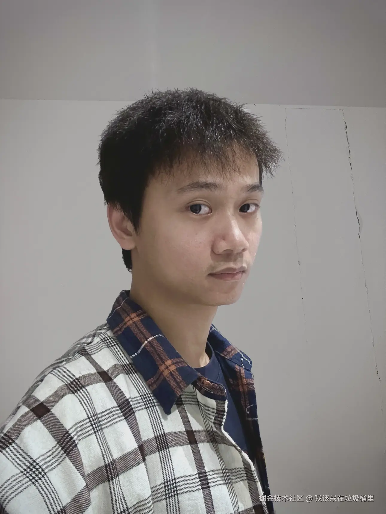 我该呆在垃圾桶里于2026-03-31 23:05发布的图片